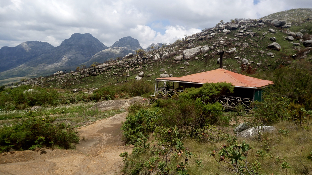 sapitwa summit