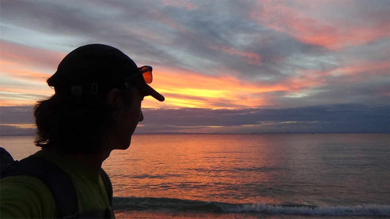 hiking moreton island