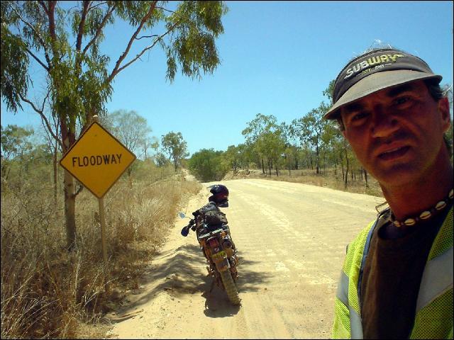 overland australia pictures